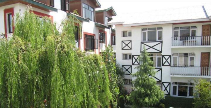 Royal Star Inn Srinagar  Exterior photo